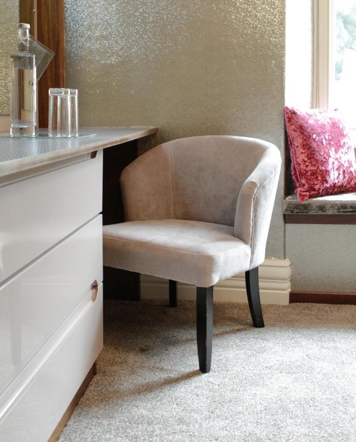The Cranleigh Boutique Hotel Bowness-on-Windermere Bagian luar foto